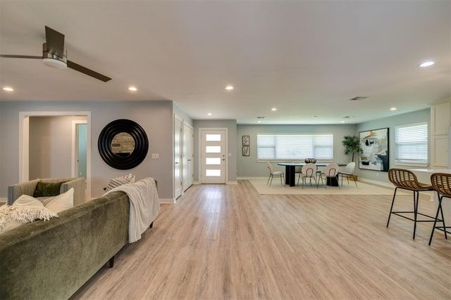 2405 NW 59th Street, Oklahoma City, OK 73112