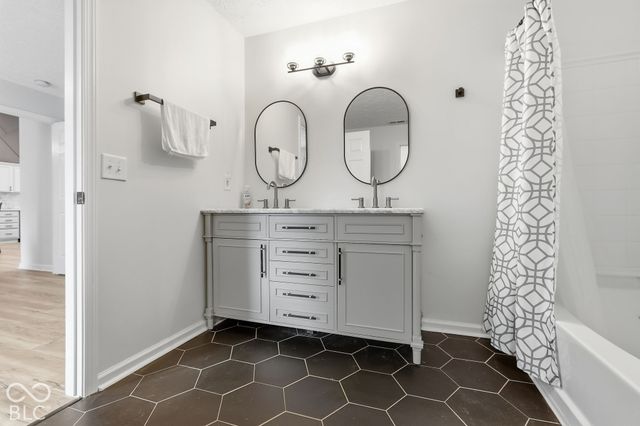 16964 Brigg Court, Westfield, IN 46074