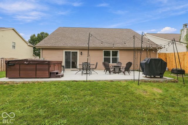 16964 Brigg Court, Westfield, IN 46074
