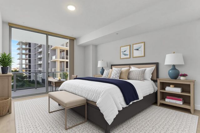 220 Lake Shore Drive 815, West Palm Beach, FL 33403