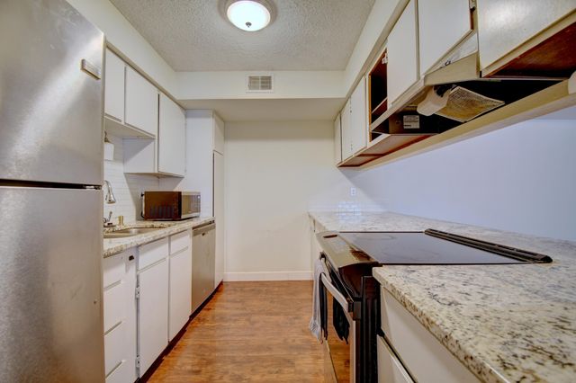 3833 Montgomery Boulevard NE APT 534, Albuquerque, NM 87109