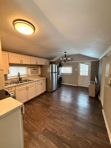 369 Massie Avenue, Paris, KY 40361