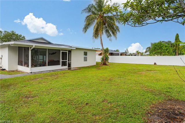 5170 19th CT SW, Naples, FL 34116