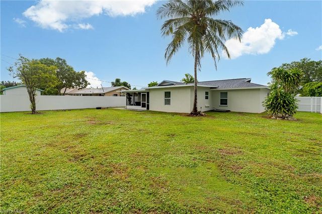 5170 19th CT SW, Naples, FL 34116