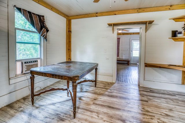 11235 Highway 159 W, Bellville, TX 77418