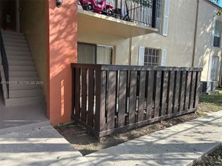 10740 N Kendall Dr L19, Miami, FL 33176