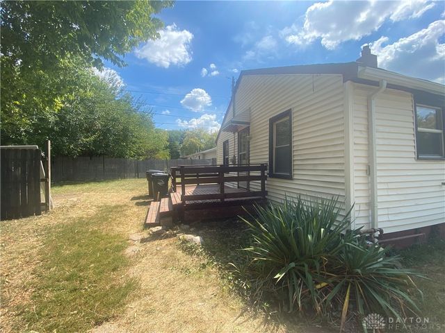 415 W Dayton Yellow Springs Road, Fairborn, OH 45324