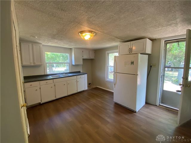 415 W Dayton Yellow Springs Road, Fairborn, OH 45324