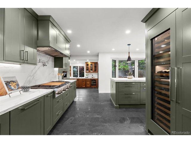 4952 W Lake Pl, Littleton, CO 80123