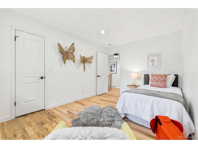 4952 W Lake Pl, Littleton, CO 80123