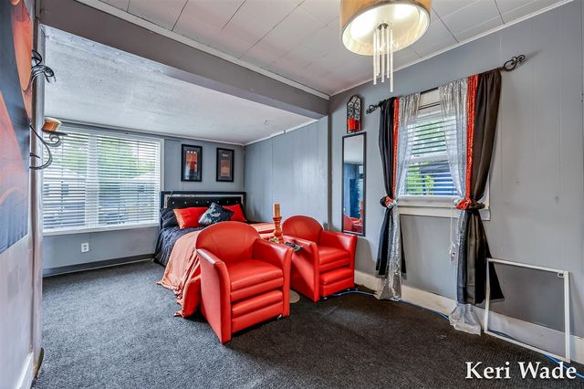 1099 Aurora Avenue, Muskegon, MI 49442