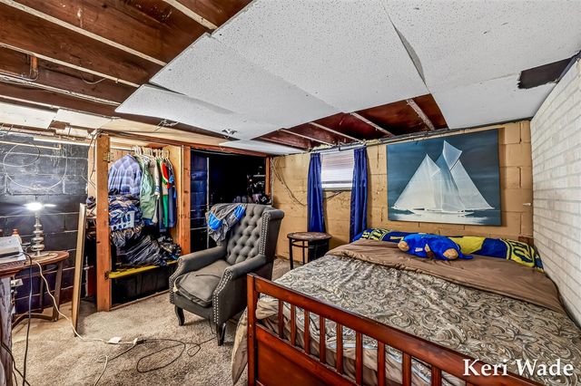 1099 Aurora Avenue, Muskegon, MI 49442