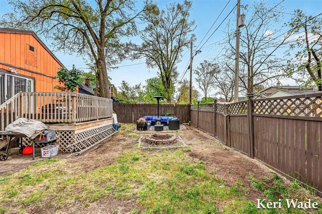 1099 Aurora Avenue, Muskegon, MI 49442