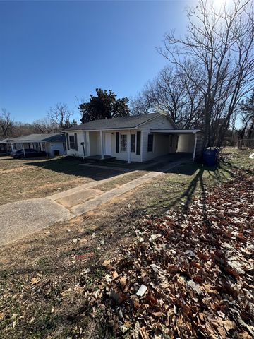 214 E Acheson Street, Denison, TX 75021