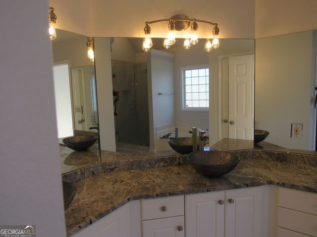 305 Sunderland Circle, Fayetteville, GA 30215
