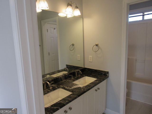 305 Sunderland Circle, Fayetteville, GA 30215