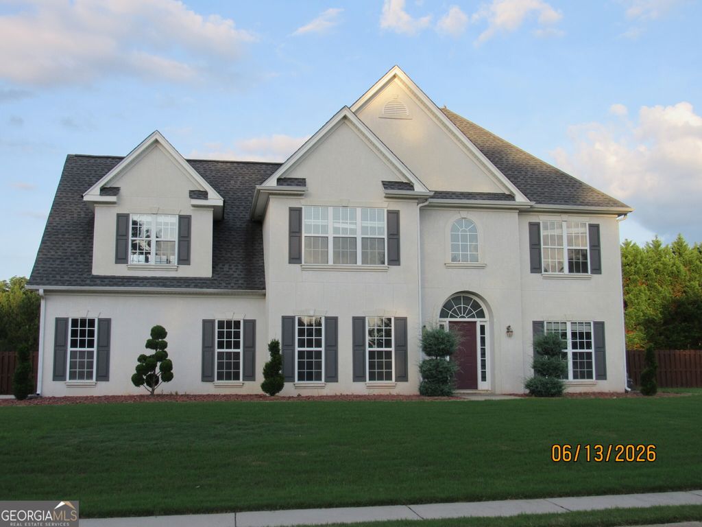 305 Sunderland Circle, Fayetteville, GA 30215