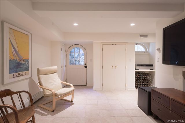 291 Rye Beach Avenue, Rye, NY 10580