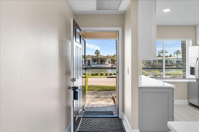 19029 US HIGHWAY 19 N 21E, Clearwater, FL 33764