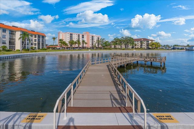 19029 US HIGHWAY 19 N 21E, Clearwater, FL 33764