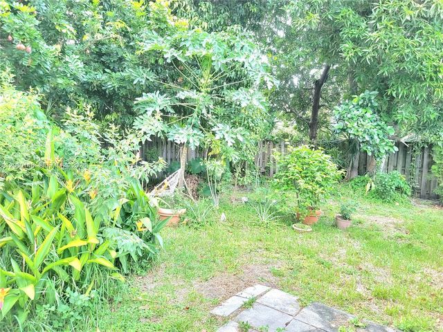 19700 NW 3rd Ct, Miami Gardens, FL 33169