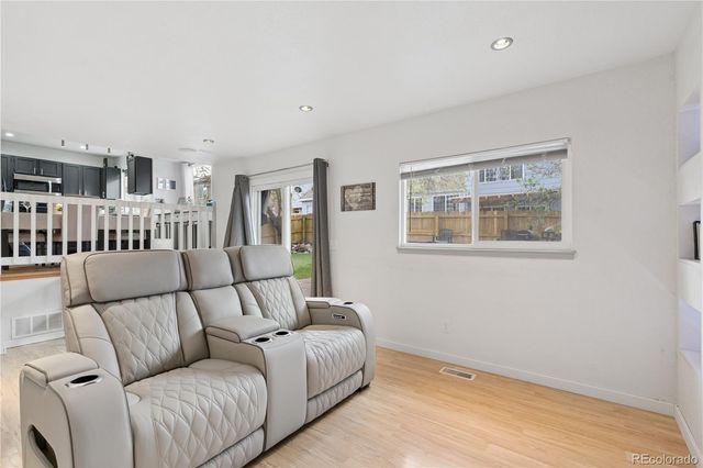 9872 Garwood Street, Littleton, CO 80125