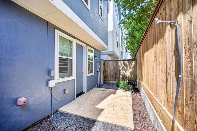 11924 Stirling Row Lane, Houston, TX 77082