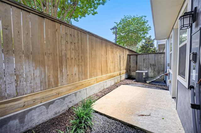 11924 Stirling Row Lane, Houston, TX 77082