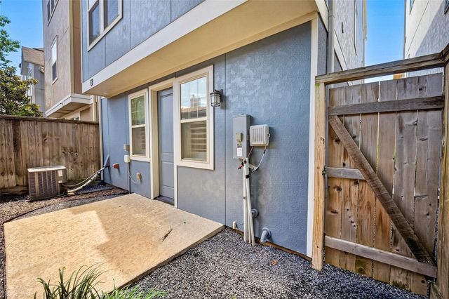 11924 Stirling Row Lane, Houston, TX 77082