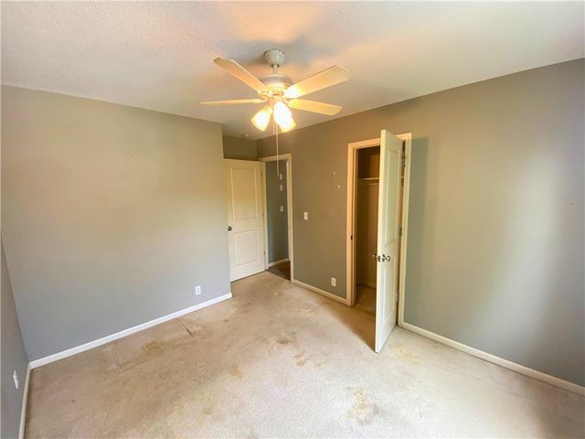 7104 E 163rd Terrace, Belton, MO 64012