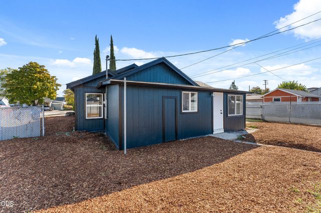 13 Kenwood Avenue, Medford, OR 97501