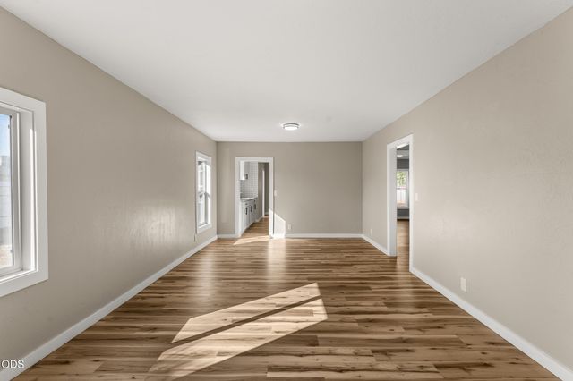 13 Kenwood Avenue, Medford, OR 97501