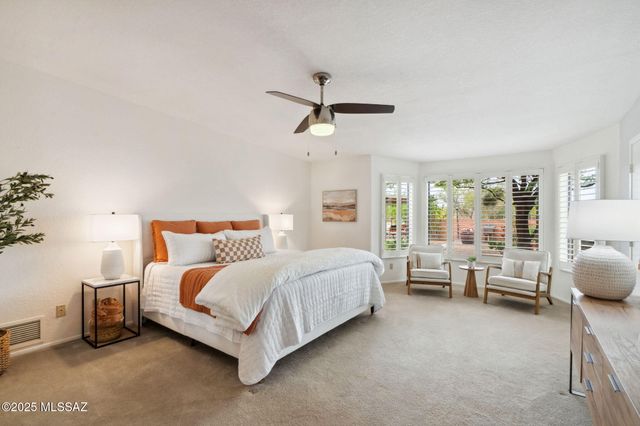 9777 N Korte Lane, Tucson, AZ 85704