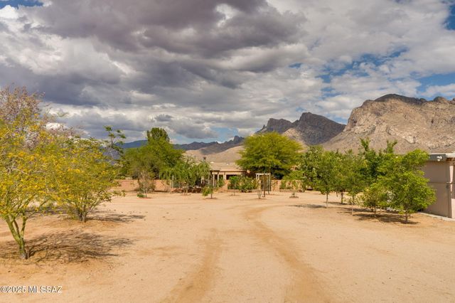 9777 N Korte Lane, Tucson, AZ 85704