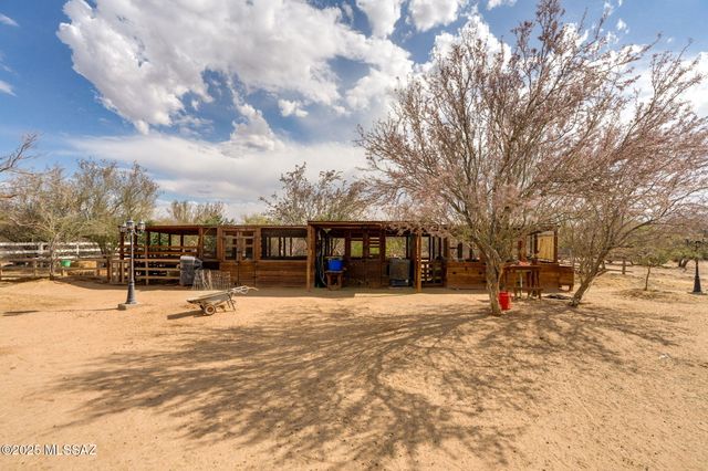 9777 N Korte Lane, Tucson, AZ 85704