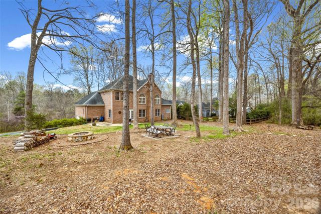 215 Ballard Court, Fort Mill, SC 29715