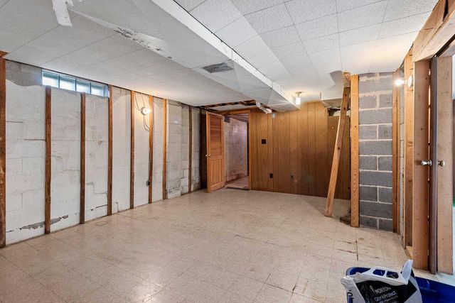 1731 OAKRIDGE PLACE, Neenah, WI 54956