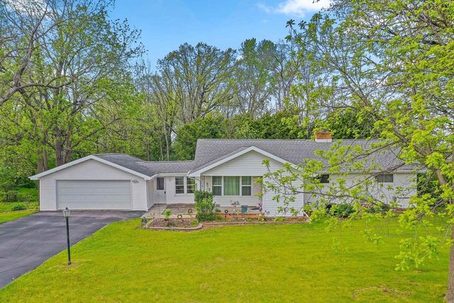 1731 OAKRIDGE PLACE, Neenah, WI 54956