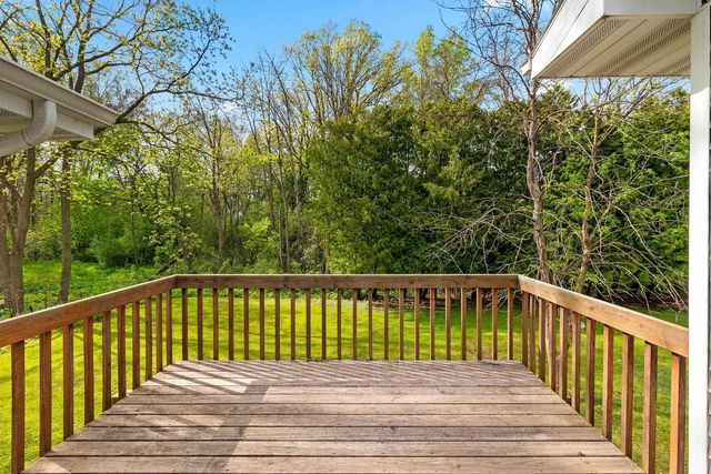 1731 OAKRIDGE PLACE, Neenah, WI 54956