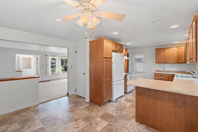1731 OAKRIDGE PLACE, Neenah, WI 54956