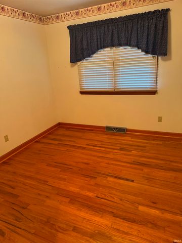 8600 Vann Road, Newburgh, IN 47630