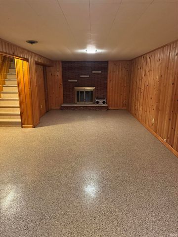 8600 Vann Road, Newburgh, IN 47630