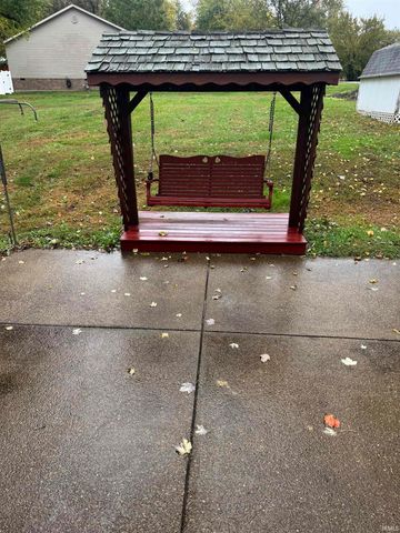 8600 Vann Road, Newburgh, IN 47630