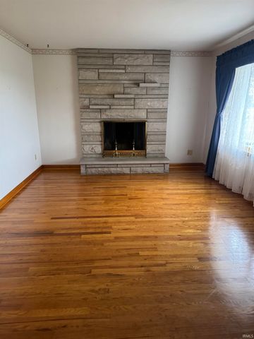 8600 Vann Road, Newburgh, IN 47630