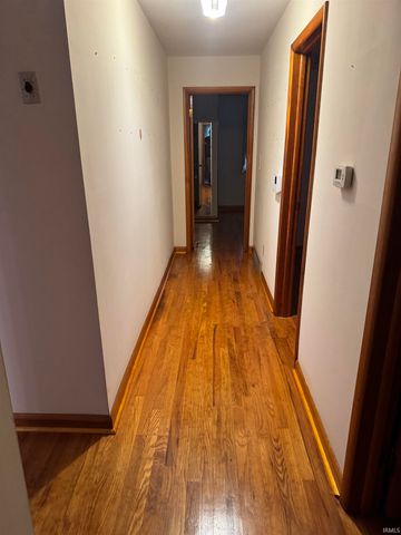 8600 Vann Road, Newburgh, IN 47630