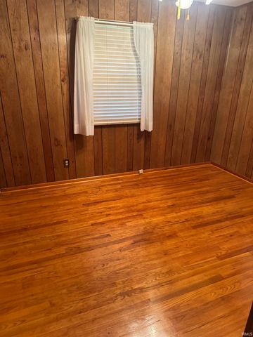 8600 Vann Road, Newburgh, IN 47630