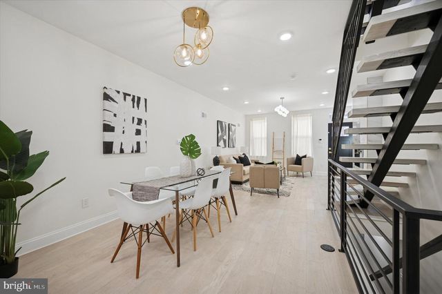 2005 W GIRARD AVE, Philadelphia, PA 19130