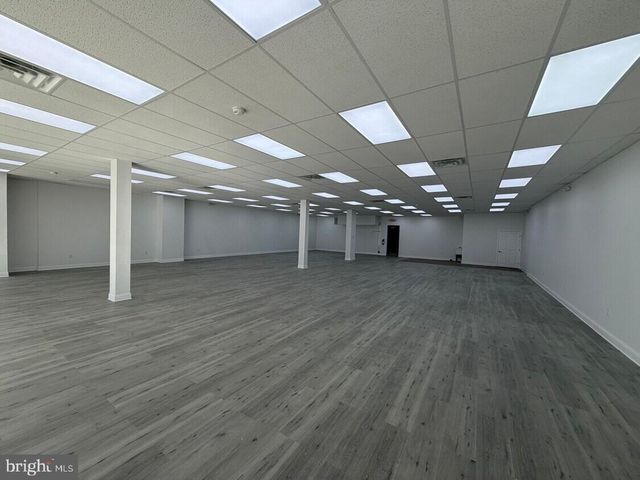 527-529 MONMOUTH ST, Gloucester City, NJ 08030