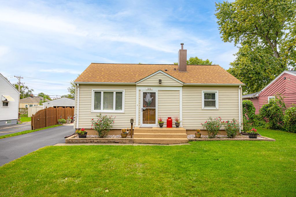 1216 John Street, Joliet, IL 60435 — photo 2