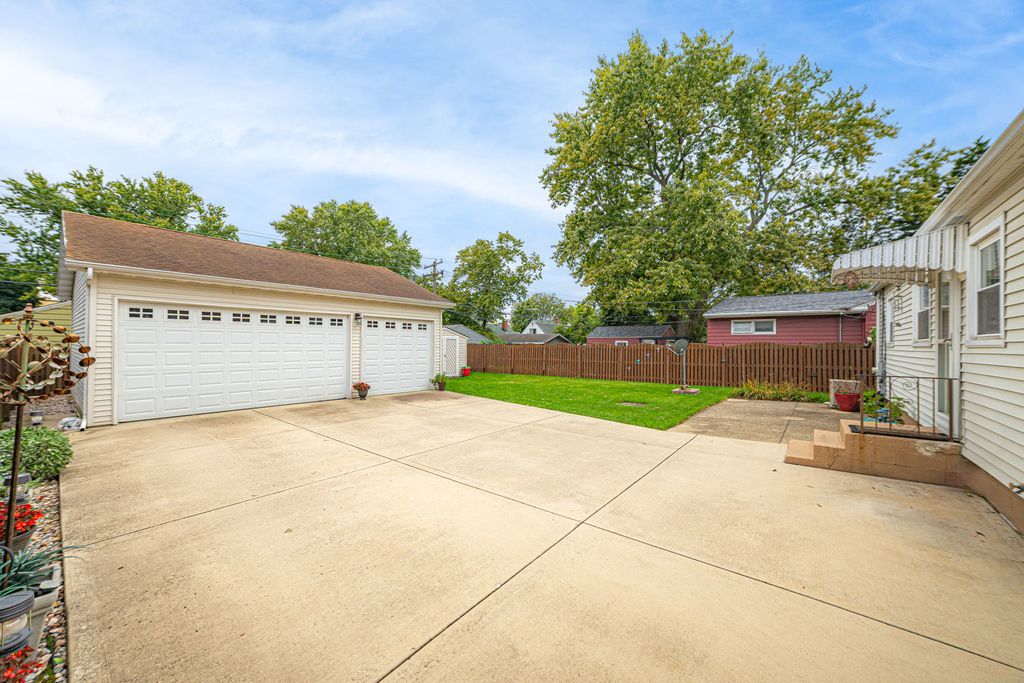 1216 John Street, Joliet, IL 60435 — photo 3